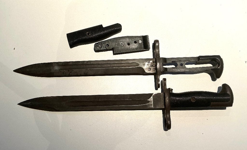 US WWII WO2 bajonet lot. Bayonet, Garand M-1 lotje, Collections, Enlèvement ou Envoi