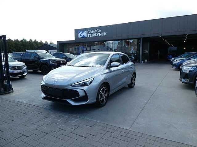 MG MG3 1.5 Hybrid+ 195pk Luxury Luxe 360 Cam BLIS ACC Leder, Bedrijf, Hybride Elektrisch/Benzine, 83 kW, Zilver of Grijs