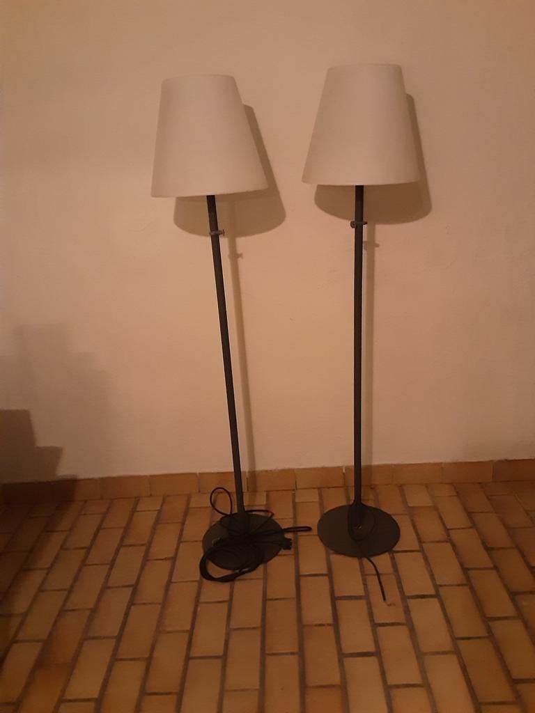 2 buiten staande lampen, Ophalen