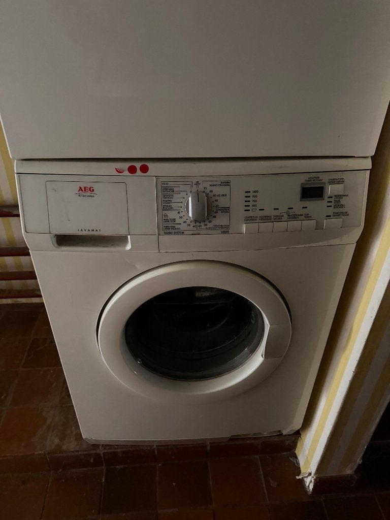 Wasmachine en droogkast, Elektronische apparatuur, Wasmachines, Ophalen, Gebruikt, Voorlader