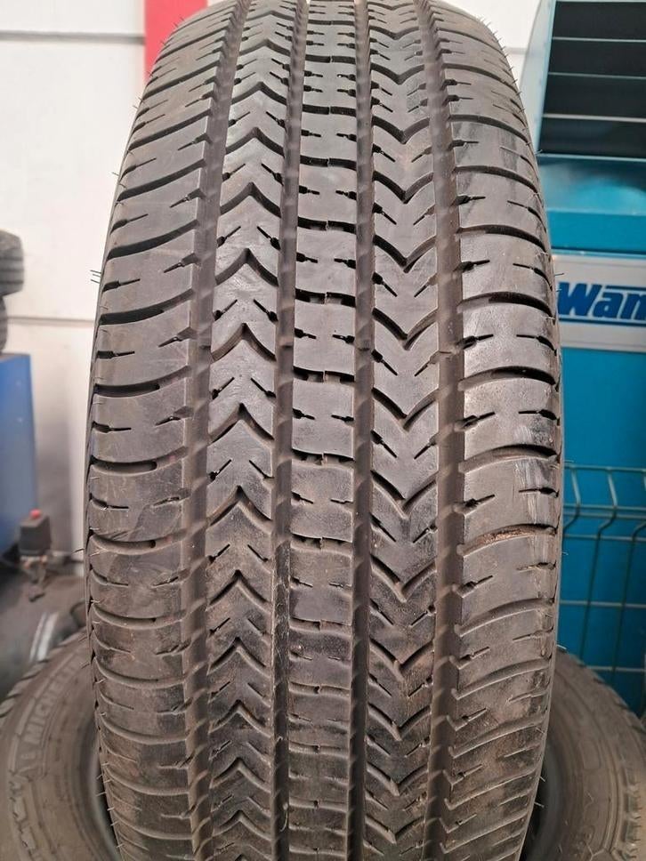 2157015 215/70/15 215/70r15 été Goodyear, Enlèvement