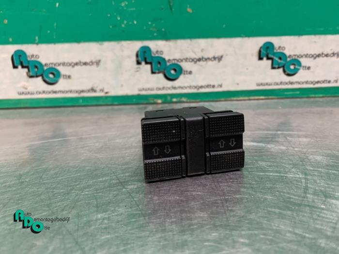 Commutateur vitre électrique d'un Volkswagen Golf (Golf 91-, Volkswagen, -, 3 mois de garantie, Utilisé