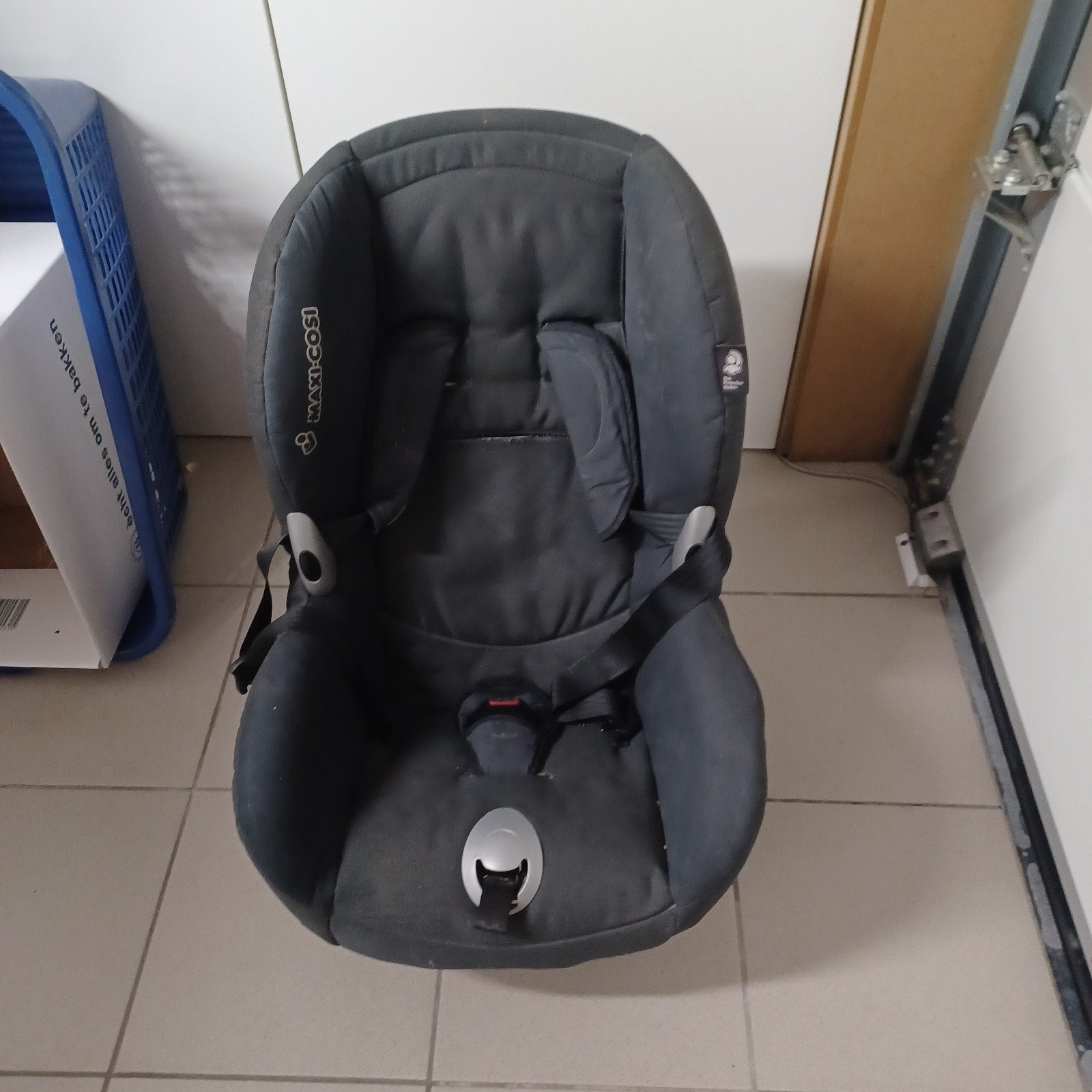Maxi cosi in perfecte staat, Ophalen
