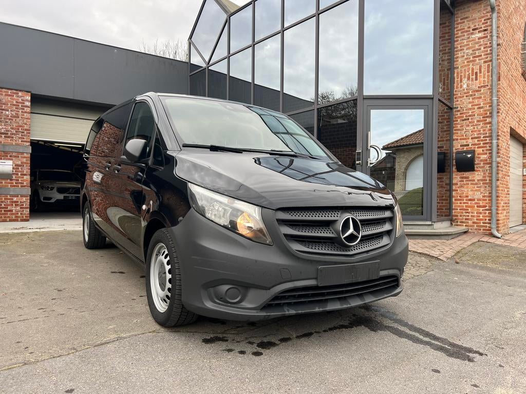 Mercedes Vito tourer AUTOMATIQUE 9 places !, Automaat, Euro 6, 4 cilinders, Zwart