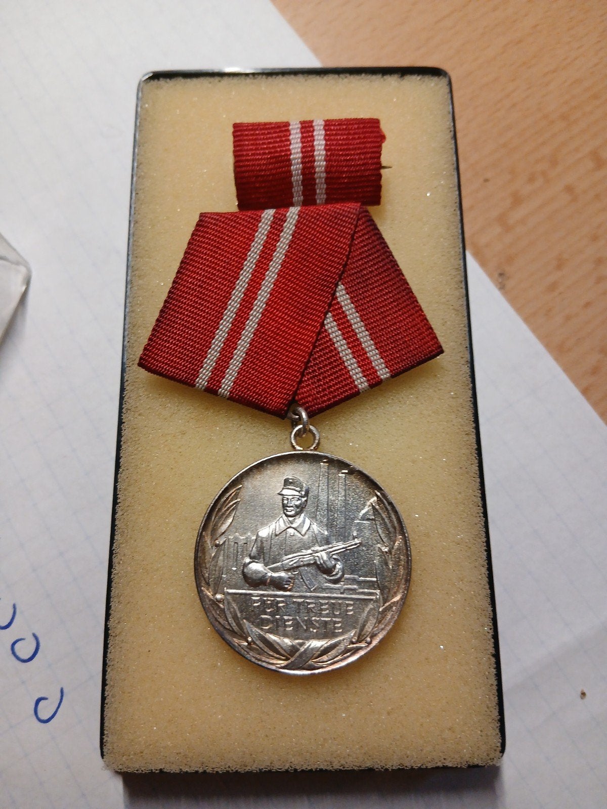 Medaille  Ddr., Ophalen of Verzenden