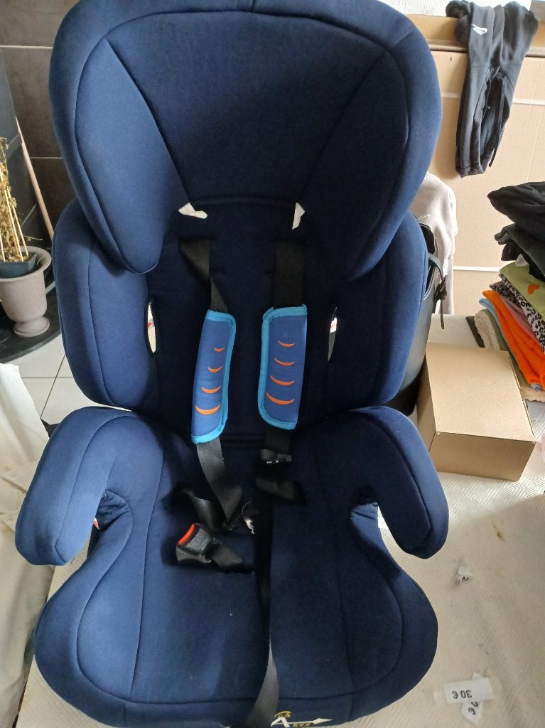 kinderstoeltje voor auto, Kinderen en Baby's, Ophalen, Gebruikt, Overige typen