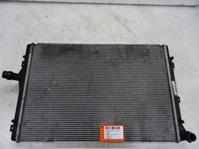 RADIATEUR EAU Volkswagen Passat Variant (365) (3AA121253), Utilisé, Volkswagen
