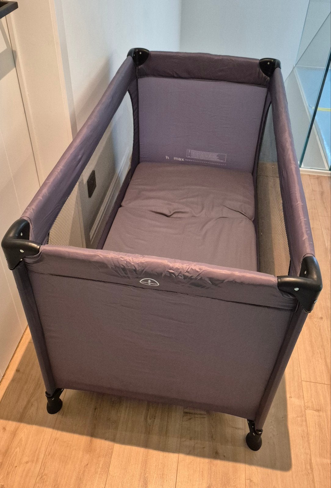 Scoop reisbed 120 x 60 cm + matras – donkergrijs, Ophalen, Gebruikt, Reisbedje