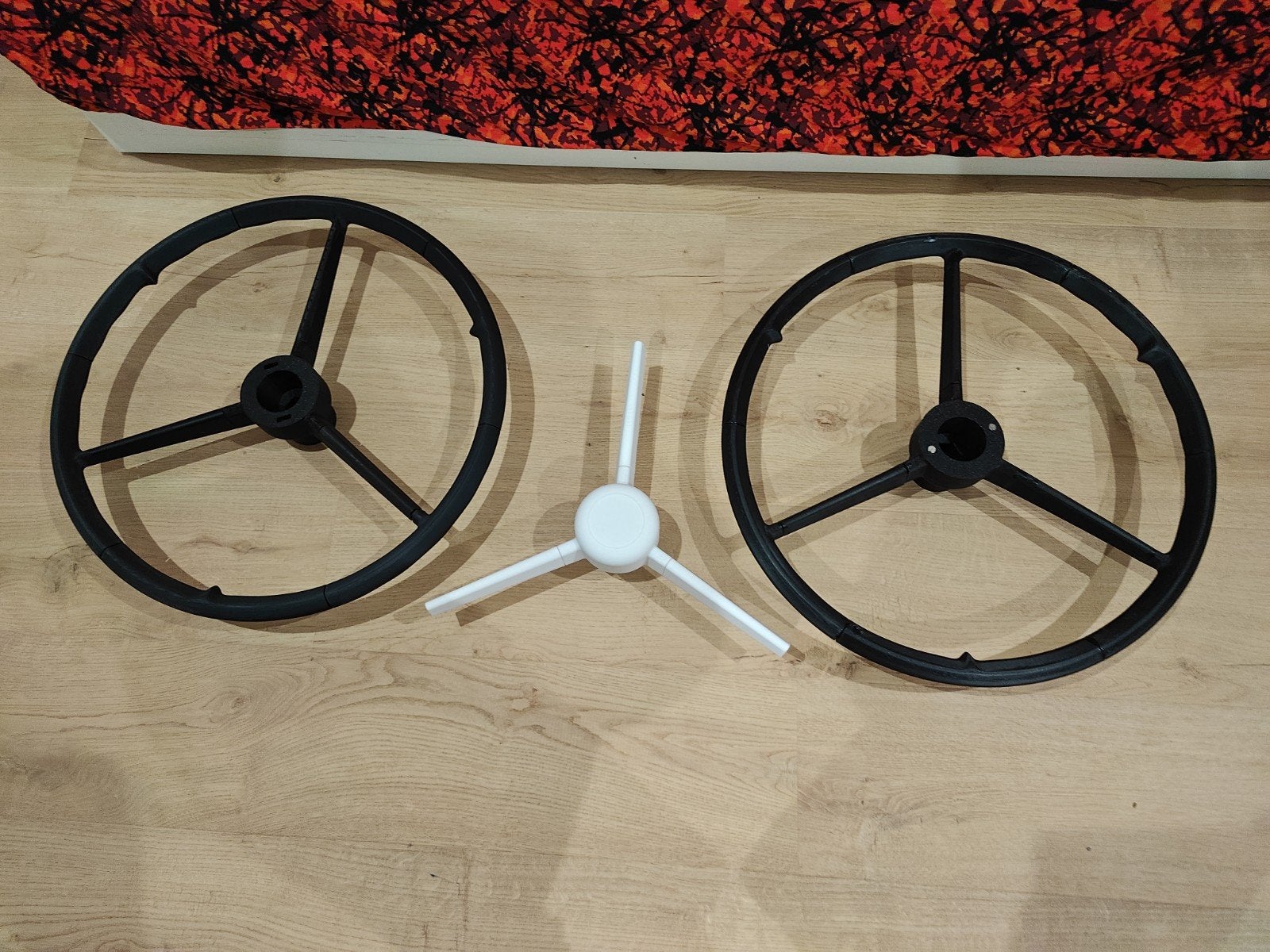 3 spaken wit of zwart is altijd te koop 3d print, Computers en Software, 3D Printers, Ophalen of Verzenden
