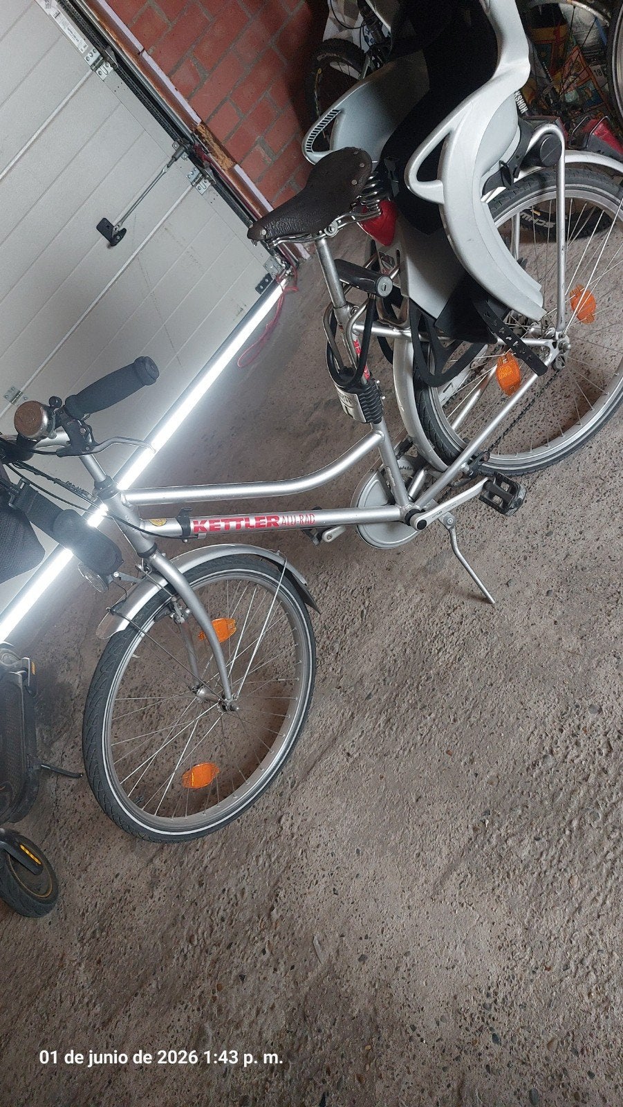 Vélo Kettler gris, Enlèvement