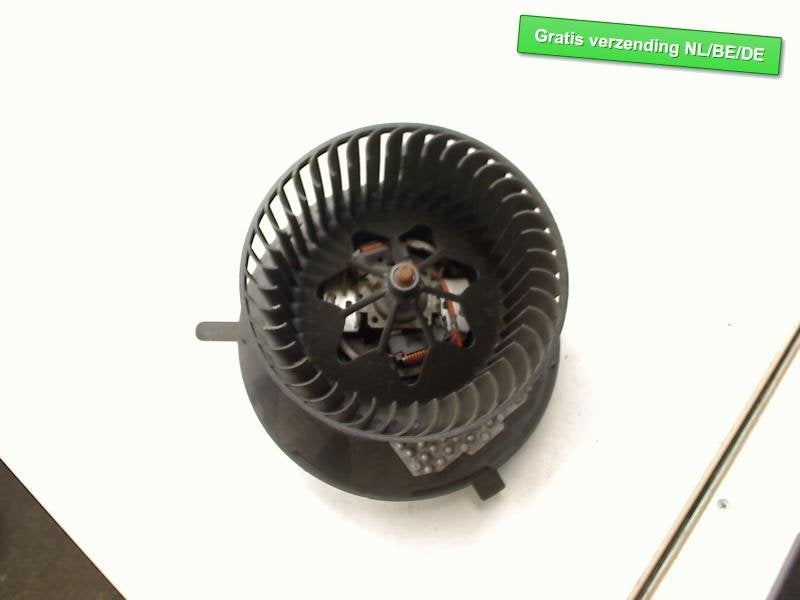 RADIATEUR MOTEUR Volkswagen Tiguan (5N1 / 2) (3C0907521F), Volkswagen, Volkswagen AG, Utilisé, Kundenbetreuung@volkswagen.de