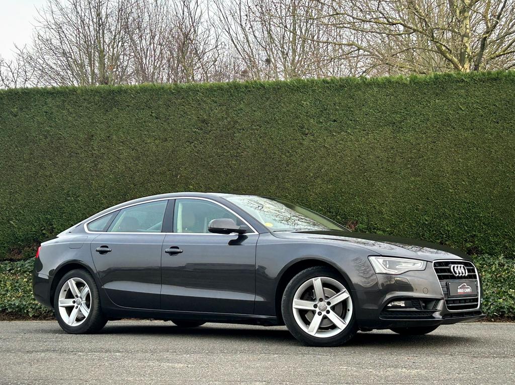 Audi A5 2.0 Tdi / Bj 2012 / Km 225.387, Auto's, Audi, Voorwielaandrijving, Euro 5, Beige, Beige