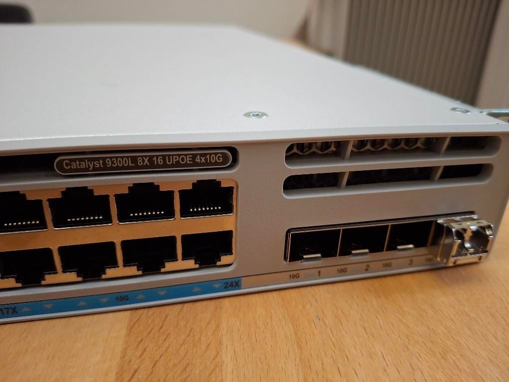 Switch CISCO Catalyst C9300L, C9200L, C9800L, C1300, C1000, Enlèvement ou Envoi