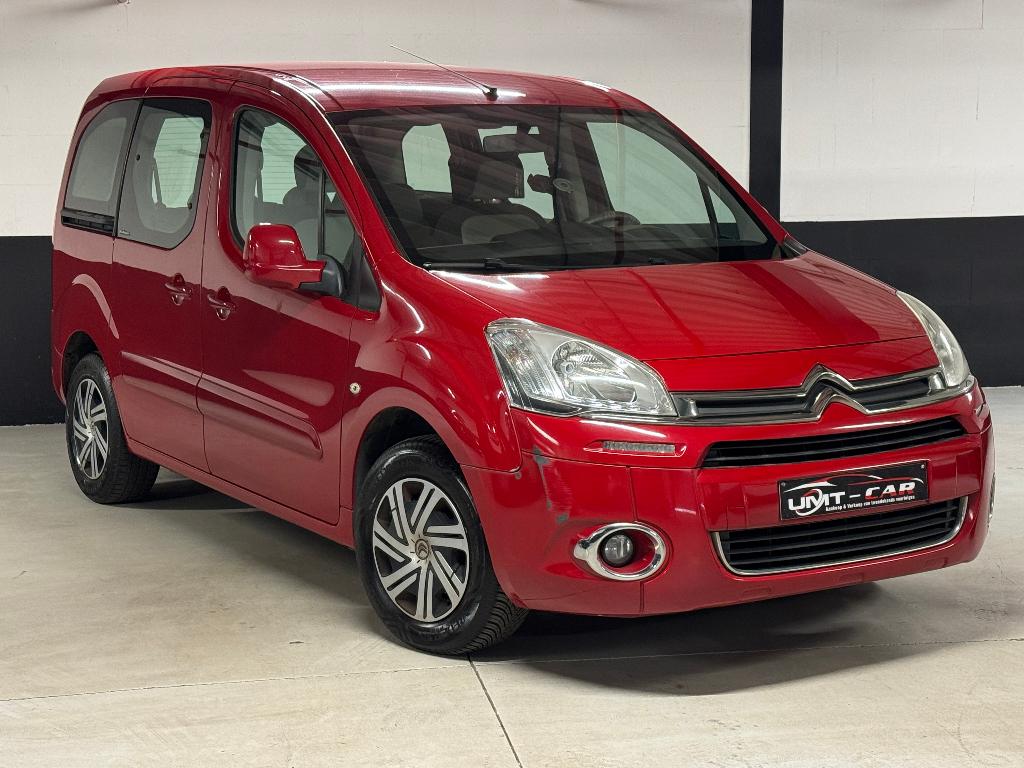CITROEN BERLINGO 1.6i/VOLLEDIG ONDERHOUD HISTORIE+ GARANTIE✅, Voorwielaandrijving, Euro 5, Zwart, 4 cilinders