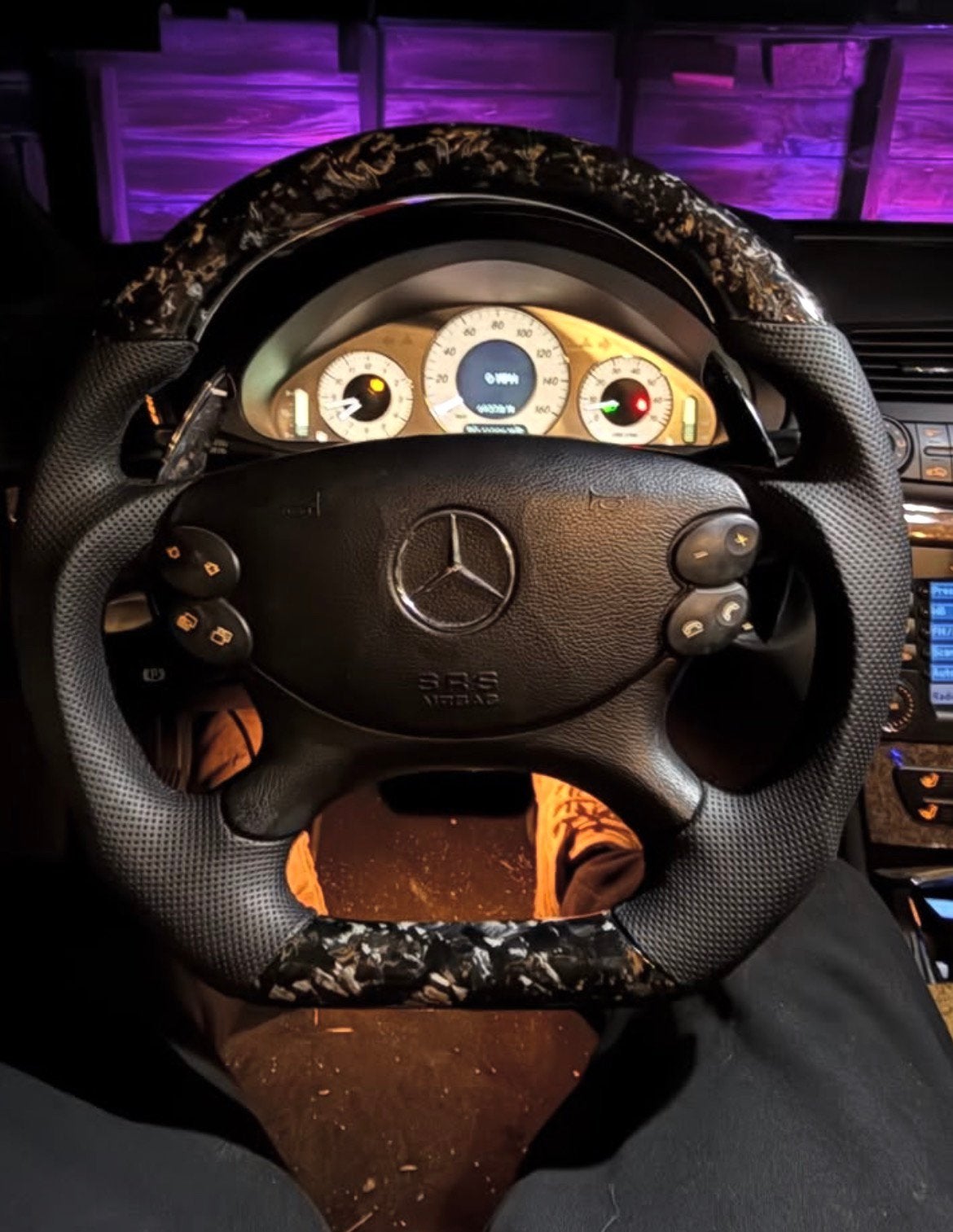Custom Mercedes sportstuur | Carbon, LED & Alcantara, Auto-onderdelen, Ophalen of Verzenden, Nieuw, Skoda