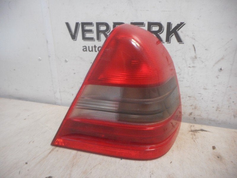 ACHTERLICHT RECHTS Mercedes-Benz C (W202) (202-820-02-64), Gebruikt, Mercedes-Benz, Dialog.mb@mercedes-benz.com, Mercedes-Benz AG