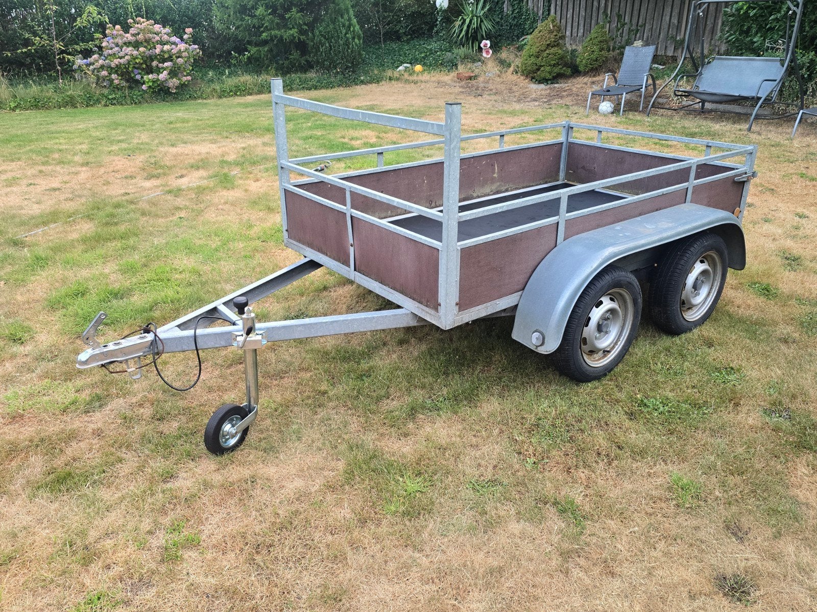 Aanhangwagen 224x130, Ophalen