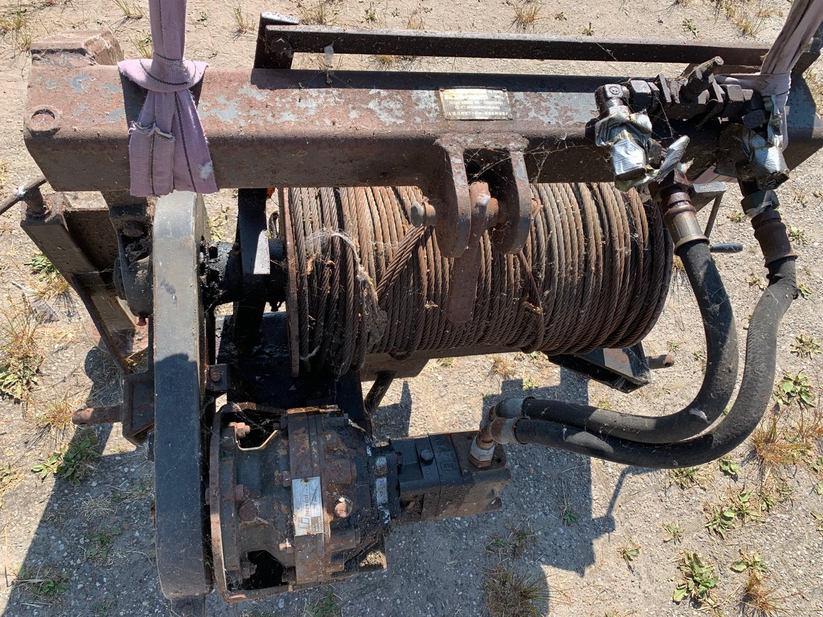 Hydraulische lier, Ophalen