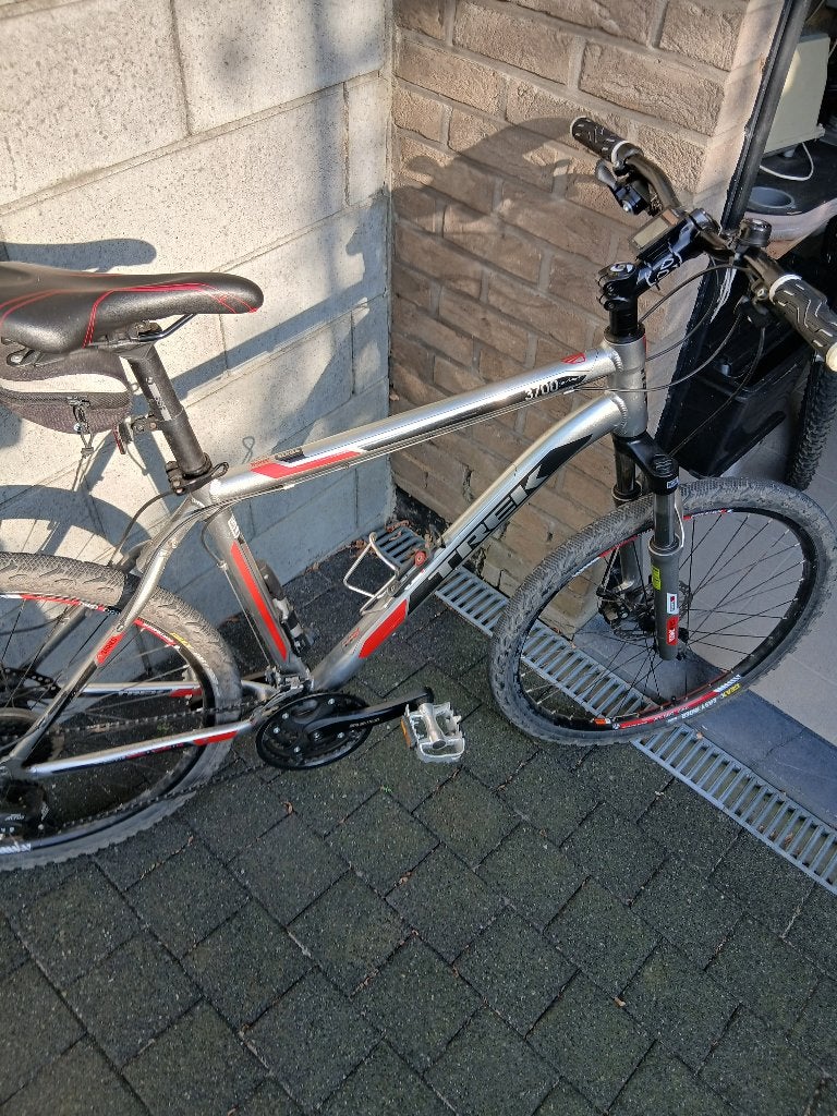 Trek, Enlèvement, Utilisé, Plus de 20 vitesses, 26 pouces