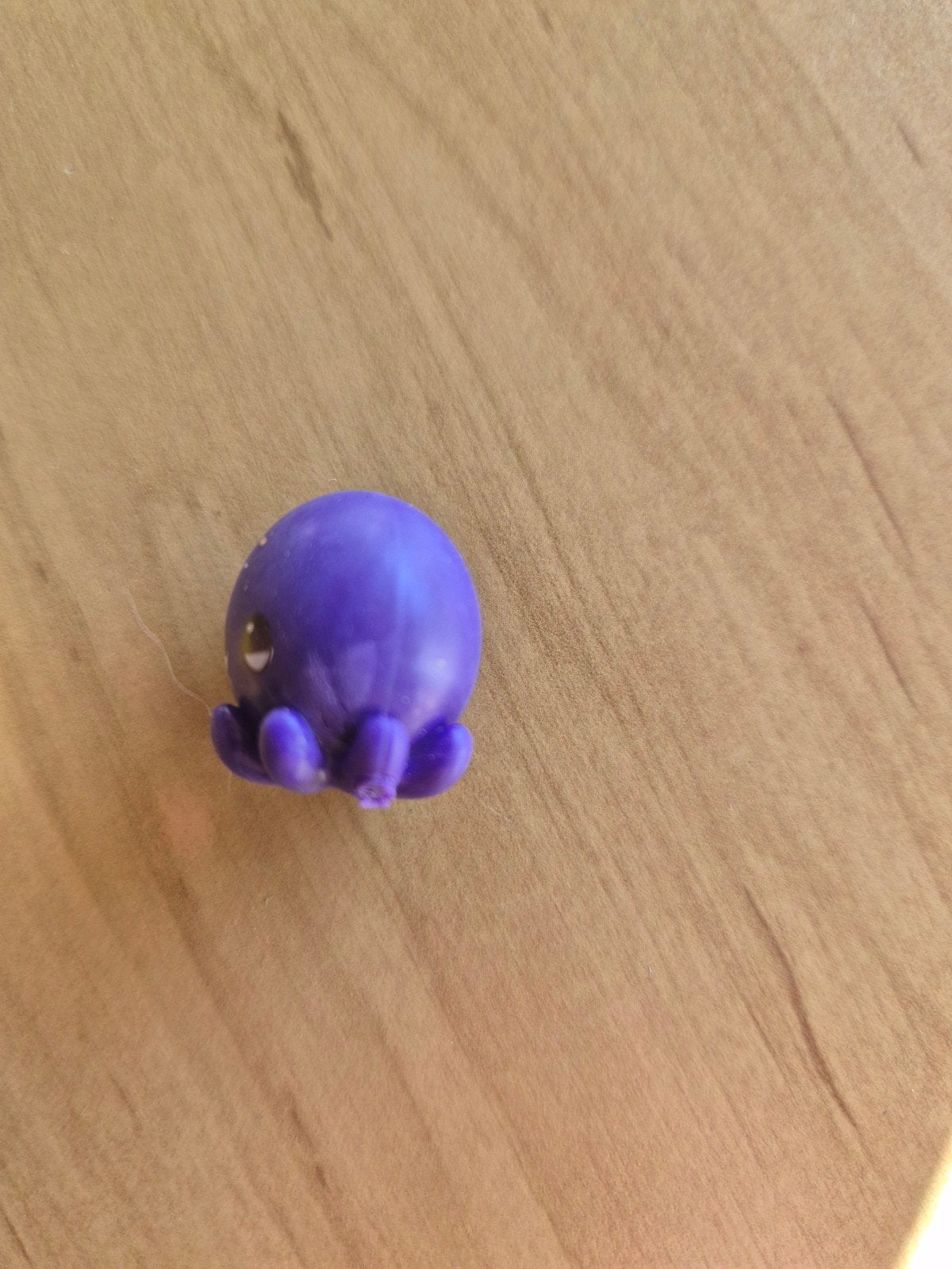 Emojis Aldi : poulpe et lapin, Enlèvement