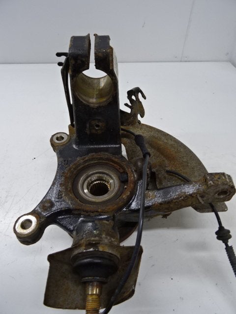 MOYEU DE ROUE AVANT DROIT Peugeot 607 (9D / U), Utilisé, Peugeot