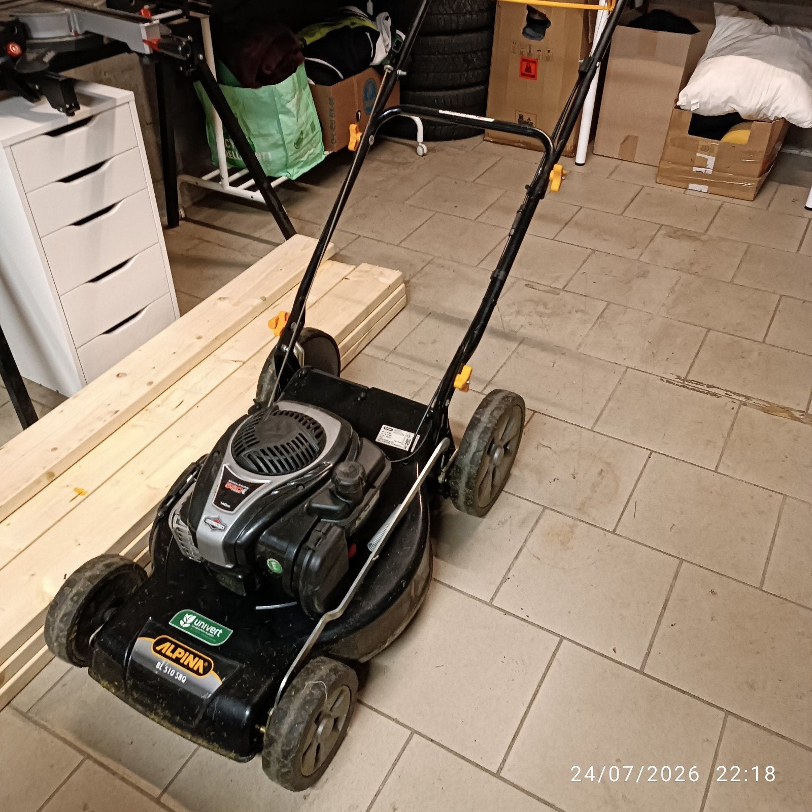 Tondeuse Alpina (Husqvarna) moteur BS, Jardin & Terrasse, Tondeuses à gazon, Enlèvement