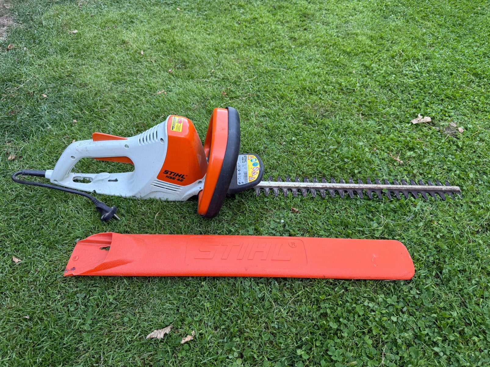 STIHL HSE 42 – taille-haie électrique 420 W – lame 45 cm, Jardin & Terrasse, Enlèvement, Utilisé, Électrique