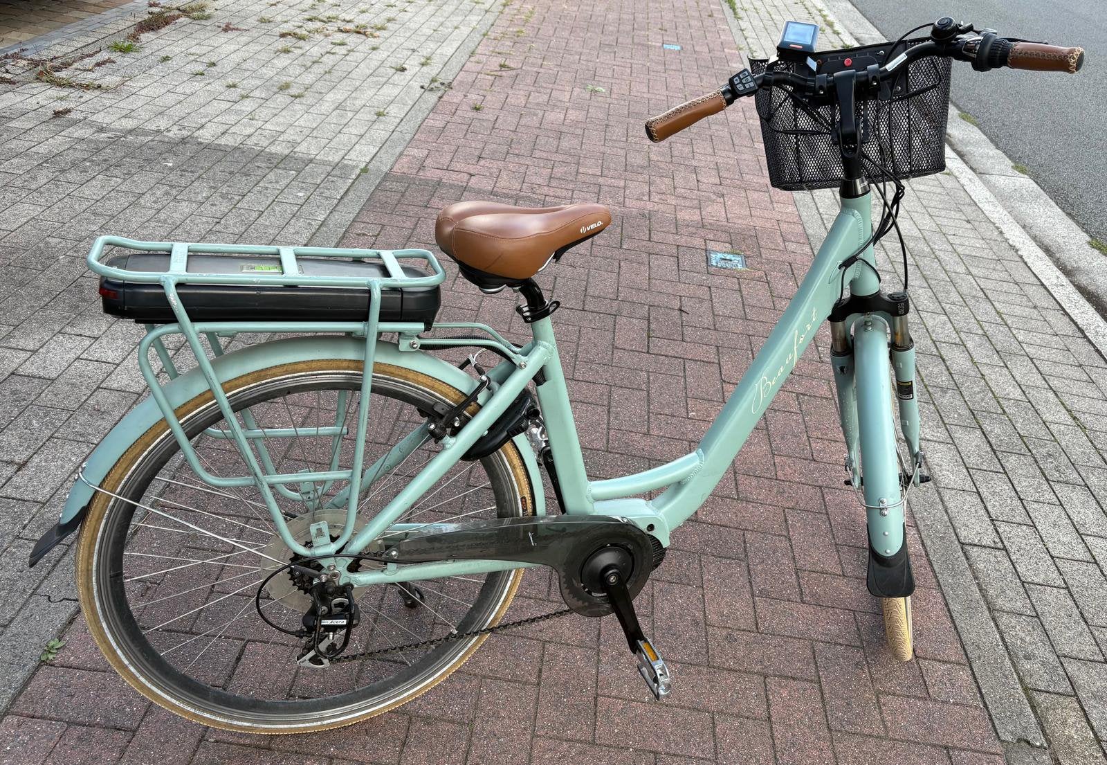 Elektrische damesfiets Beaufort, Fietsen en Brommers, Ophalen, Zo goed als nieuw, 50 km per accu of meer