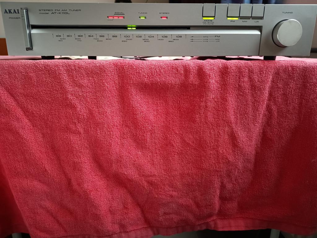 TUNER AKAI AT-K110L AM/FM/LW, Audio, Tv en Foto, Ophalen of Verzenden, Gebruikt, Analoog