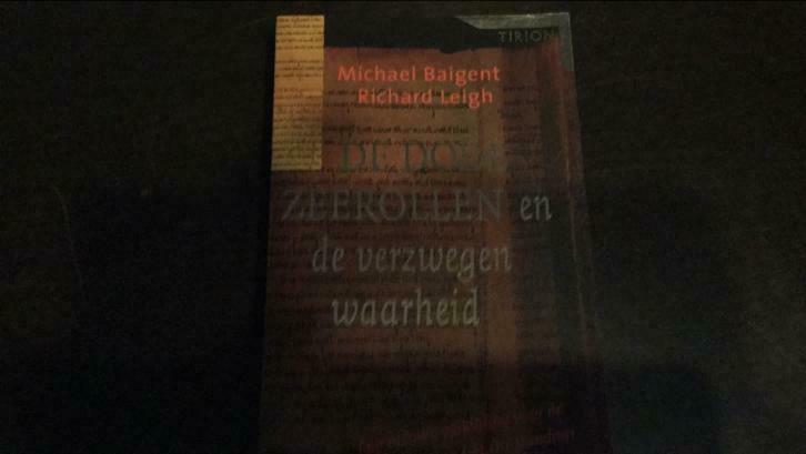 De dode zeerollen en de verzwegen waarheid (:), Boeken, Ophalen, Zo goed als nieuw