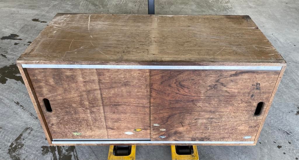 Houten opbergkast, Antiek en Kunst, Antiek | Meubels | Kasten, Ophalen