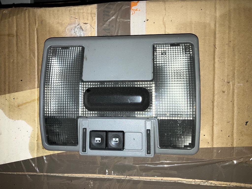 Peugeot 605 interieur licht met open dak bediening, Ophalen of Verzenden, Gebruikt, Peugeot