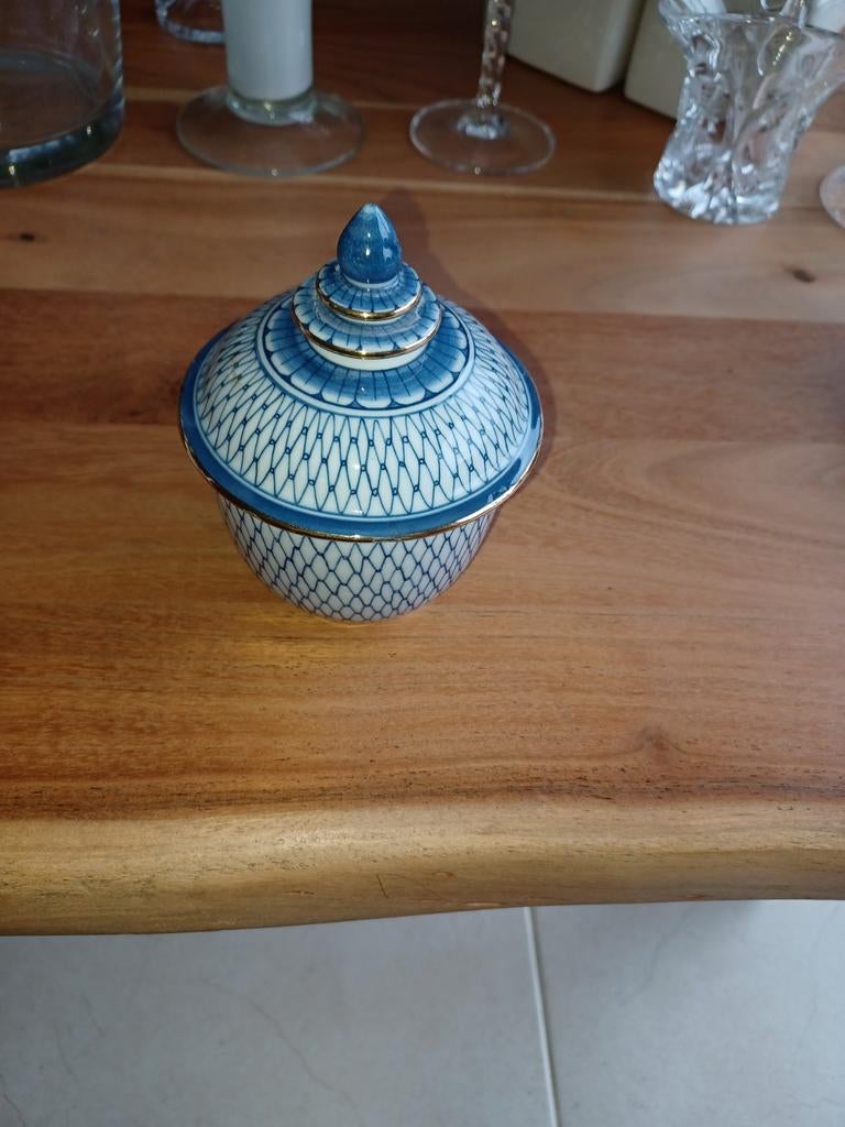 Vaasje, Ophalen