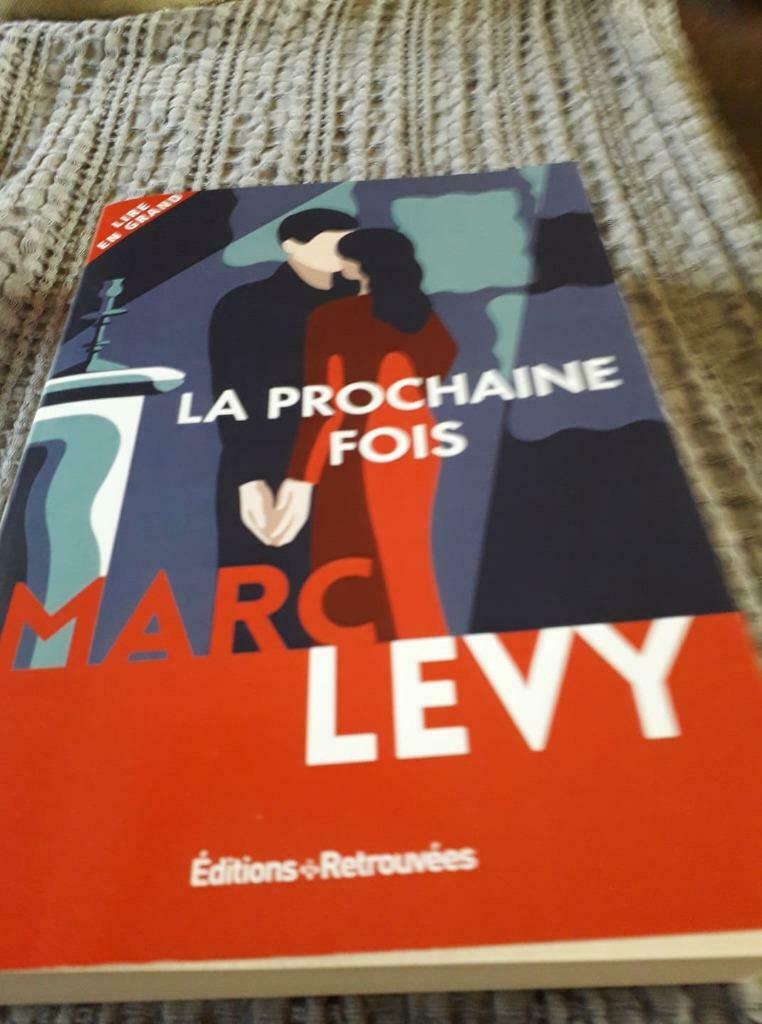 Livre roman LA PROCHAINE FOIS MARC LEVY, Ophalen of Verzenden, Zo goed als nieuw