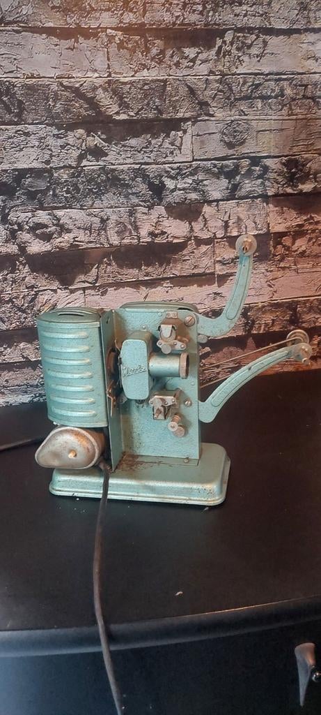 Ancien projecteur Noris  1940 / 1945, Collections, Enlèvement, Projecteur
