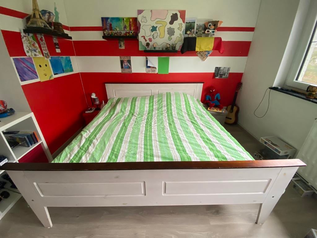 Lit 1,80 sur 2 », Maison & Meubles, Enlèvement