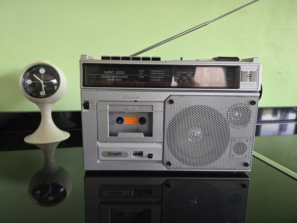 Radio, Enlèvement