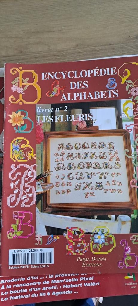 14 boeken voor kruisjes steek met patronen, Hobby en Vrije tijd, Ophalen of Verzenden