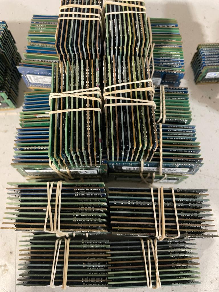 Partij RAM (920x) Laptop DDR3 2GB 4GB en 8GB, Computers en Software, RAM geheugen, Ophalen, Gebruikt, DDR3, Laptop