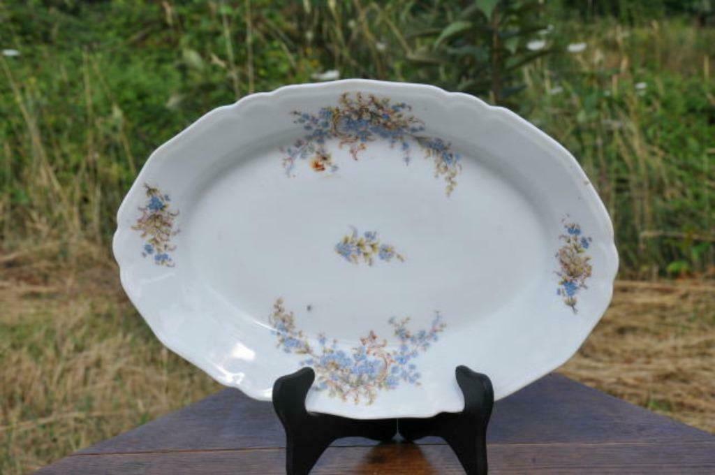 plat oval et creux fleur de myosotis, Antiquités & Art, Enlèvement ou Envoi