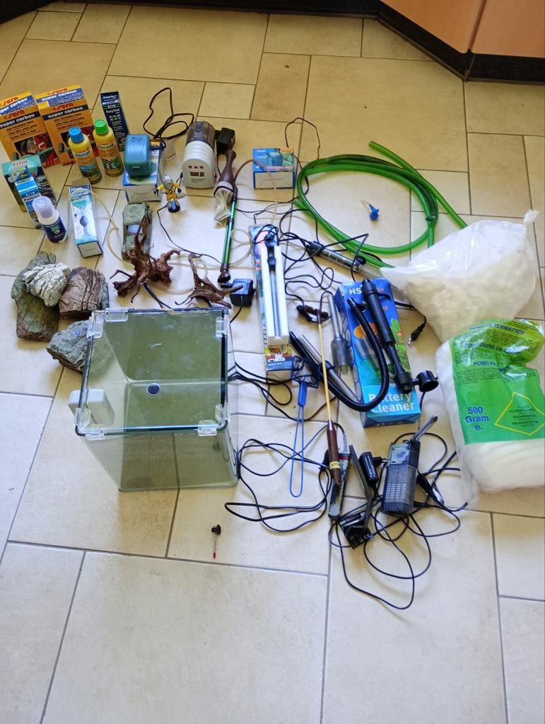 Aquarium Dennerle 20 litres + accessoires, Enlèvement, Utilisé, Aquarium vide
