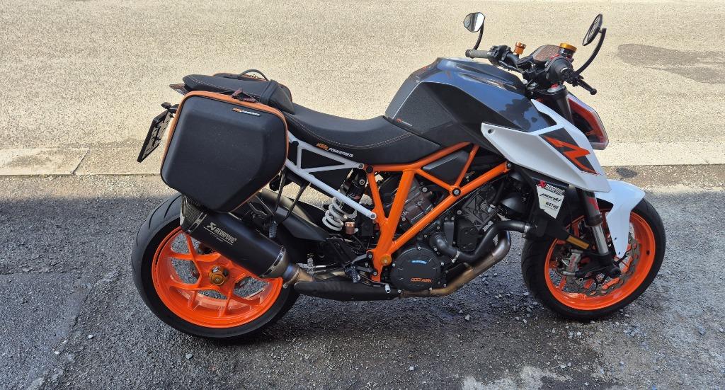 KTM Super Duke 1290 V2, Motoren, 2 cilinders, Occasion, Motorrijbewijs A, 1301 cc