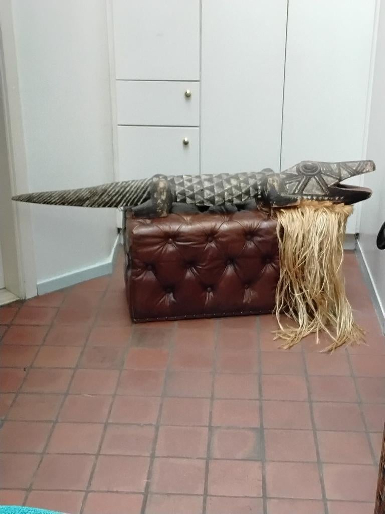 Ancien masque de crocodile du Burkina Fasso 144 cm x 32 cm e, Antiquités & Art, Enlèvement