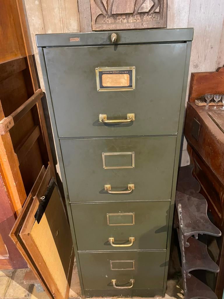 Oude metalen archiefkast, Ophalen, Gebruikt
