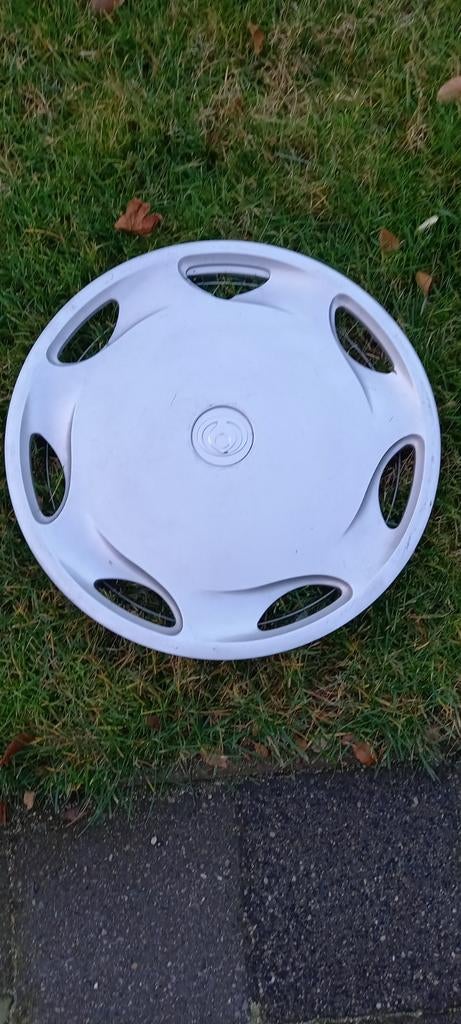 Couvre-roues Toyota Corrolla 93-97, Enlèvement, Comme neuf