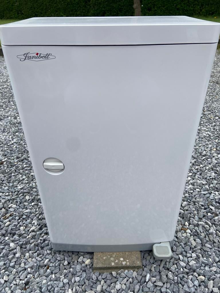 Pampervuilbak groot model : discreet en reukloos, Ophalen, Zo goed als nieuw, Luieremmer, Overige merken