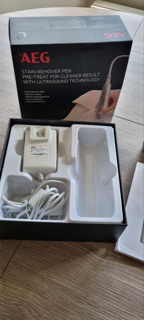 AEG Ultrasonic Stain Remover Pen, Electroménager, Enlèvement ou Envoi, Comme neuf, Autres types
