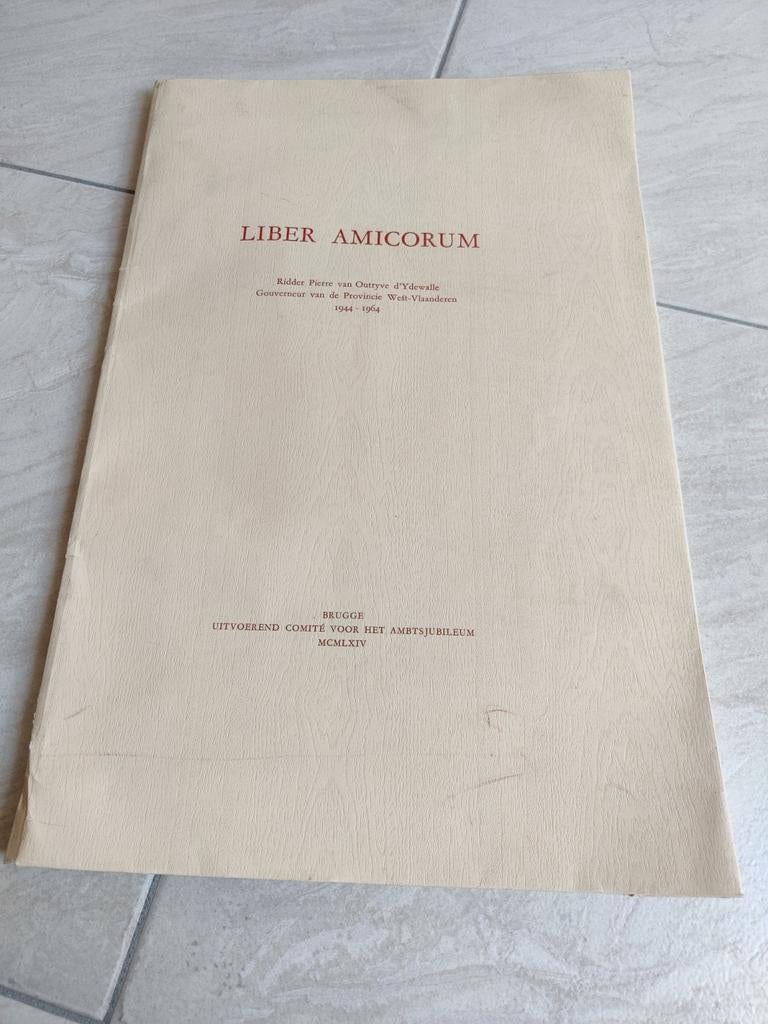 Liber Amicorum ridder Pierre van Outryve d'Ydewalle, Enlèvement ou Envoi, Comme neuf