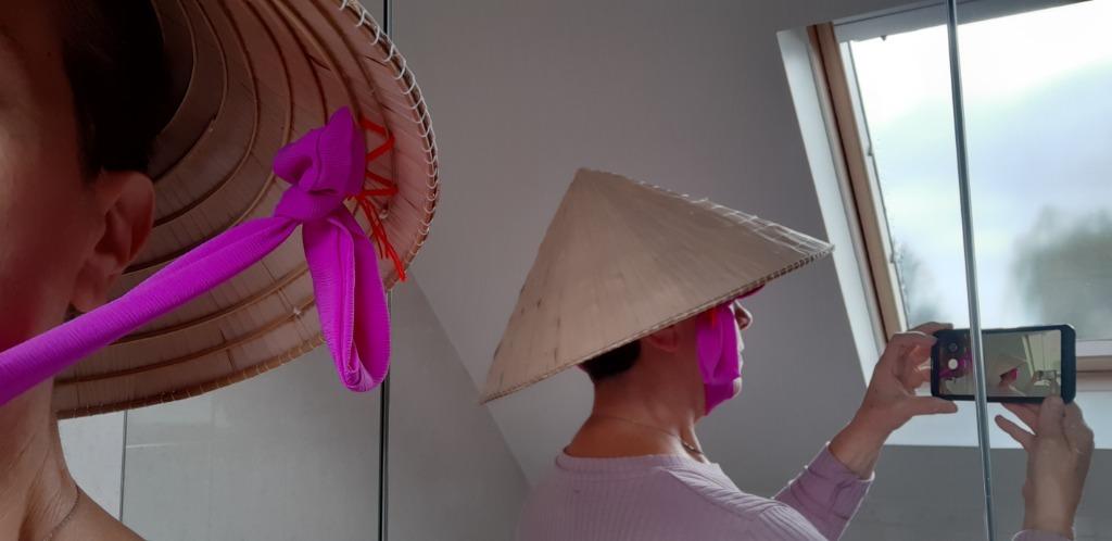 Traditionele hoed (Chinees) uit Vietnam, Ophalen, Zo goed als nieuw, Hoed