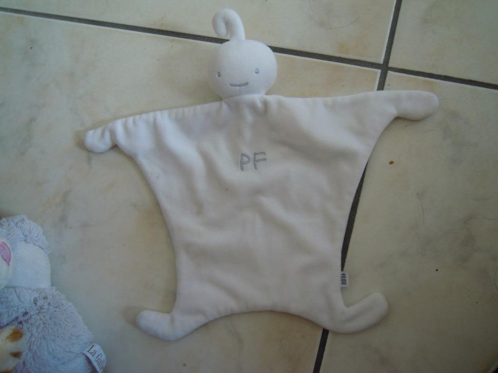 knuffeldoekje filou wit spookje(doos feb2024), Enlèvement ou Envoi, Neuf, Lapin